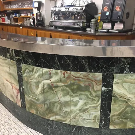 A La Pinte Du Nord Hotel