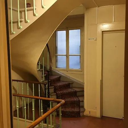 A La Pinte Du Nord Hotel *