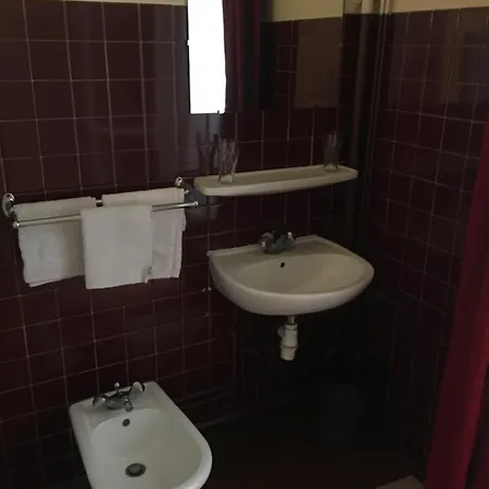 Hotel A La Pinte Du Nord París