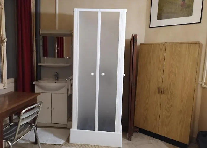 Hotel A La Pinte Du Nord *