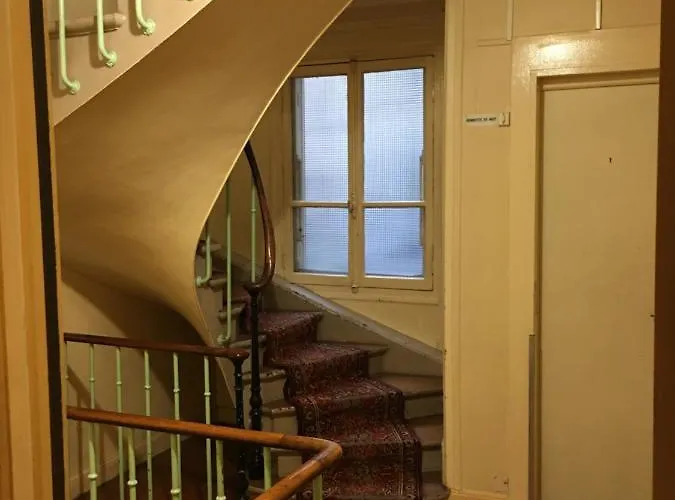 A La Pinte Du Nord Hotel *